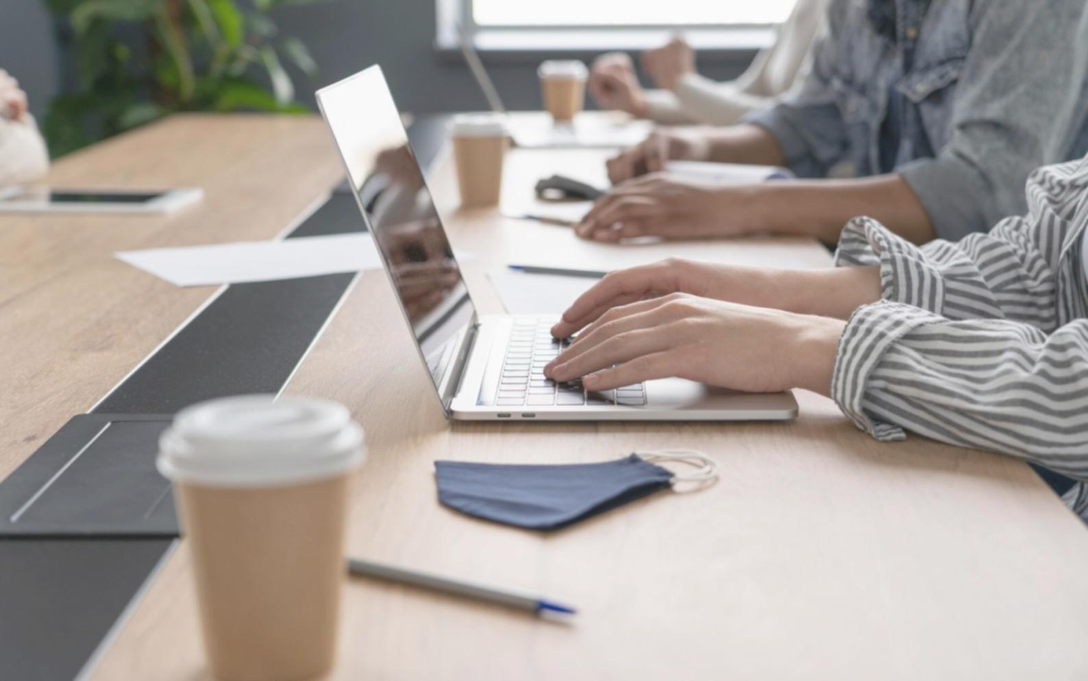Équipe xenalzenenaro lors d'un atelier collaboratif